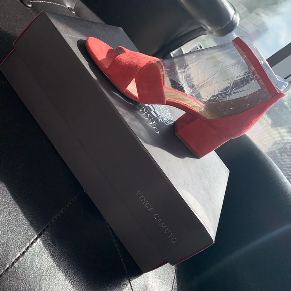 Salmon suede 2-inch heels - Picture 1 of 6